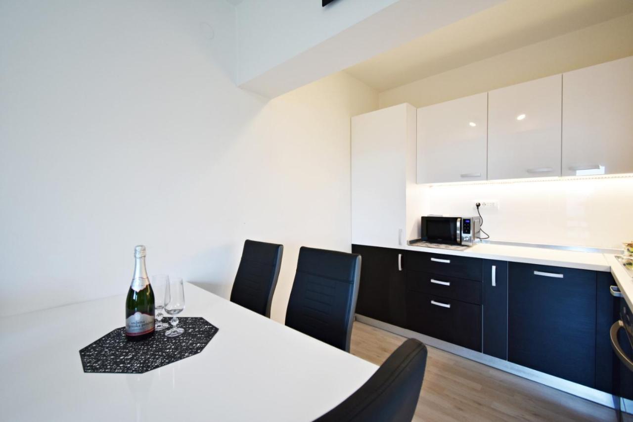 Apartman Lukas Рабац Екстериор снимка