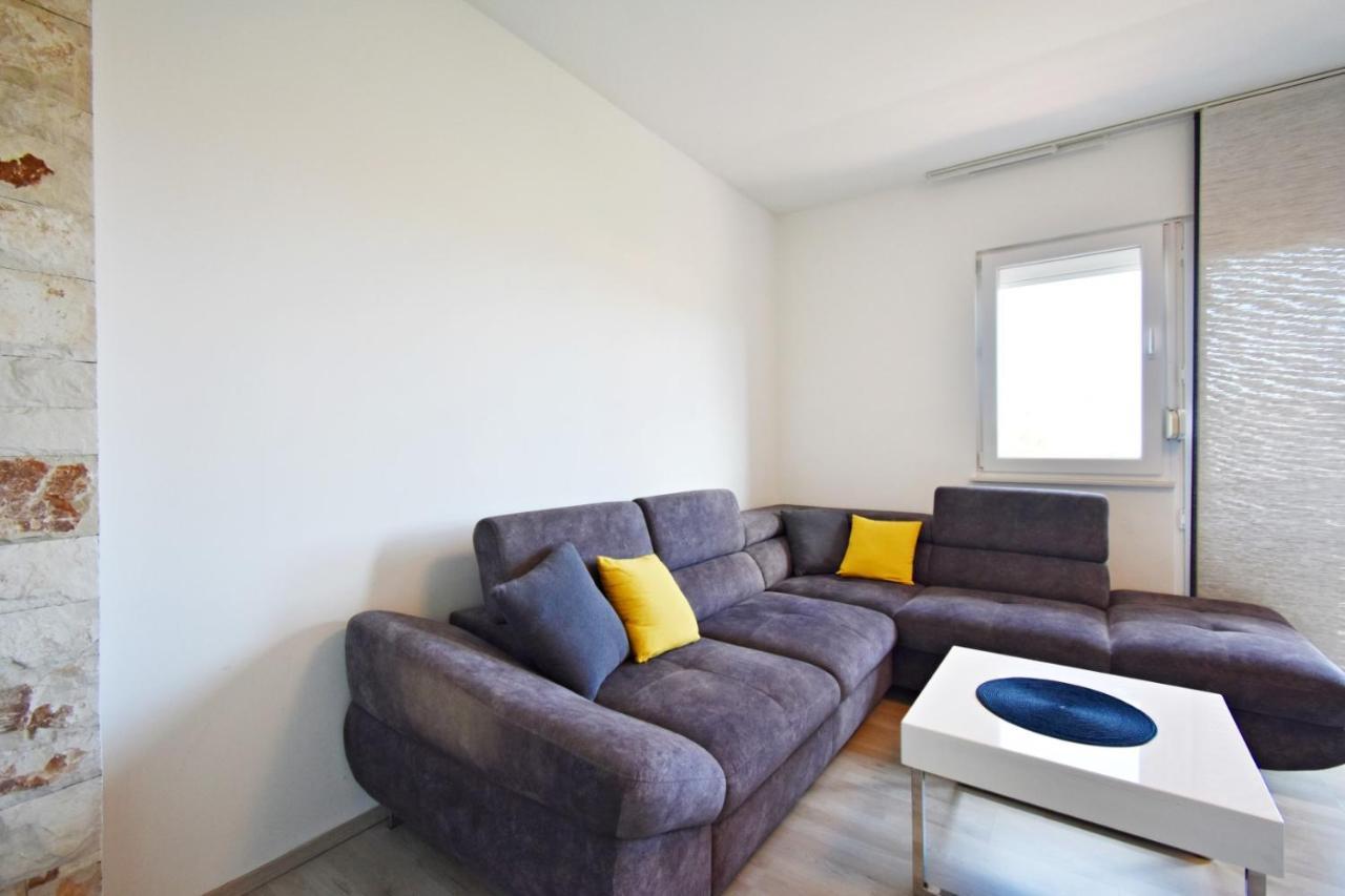 Apartman Lukas Рабац Екстериор снимка