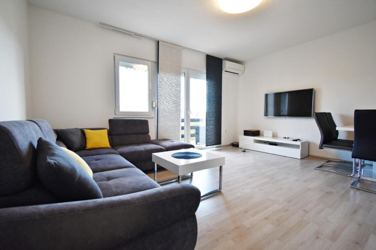 Apartman Lukas Рабац Екстериор снимка